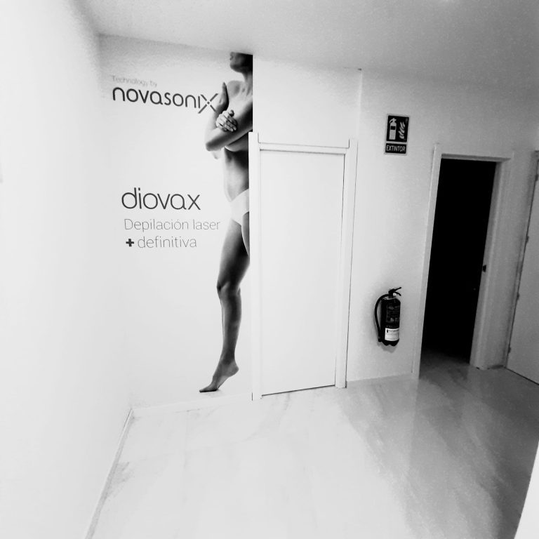 Entrada de la sala de depilación Novasonix Diovax centro de estética avanzada Bio-Benessere